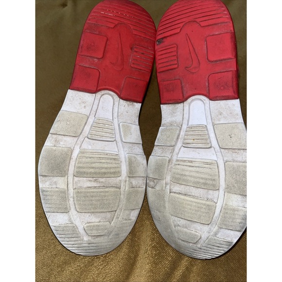 Nike Air Max Motion Womens Shoes Size 7‎ Gym White Running Sneakers CW4285-100 - Picture 8 of 16